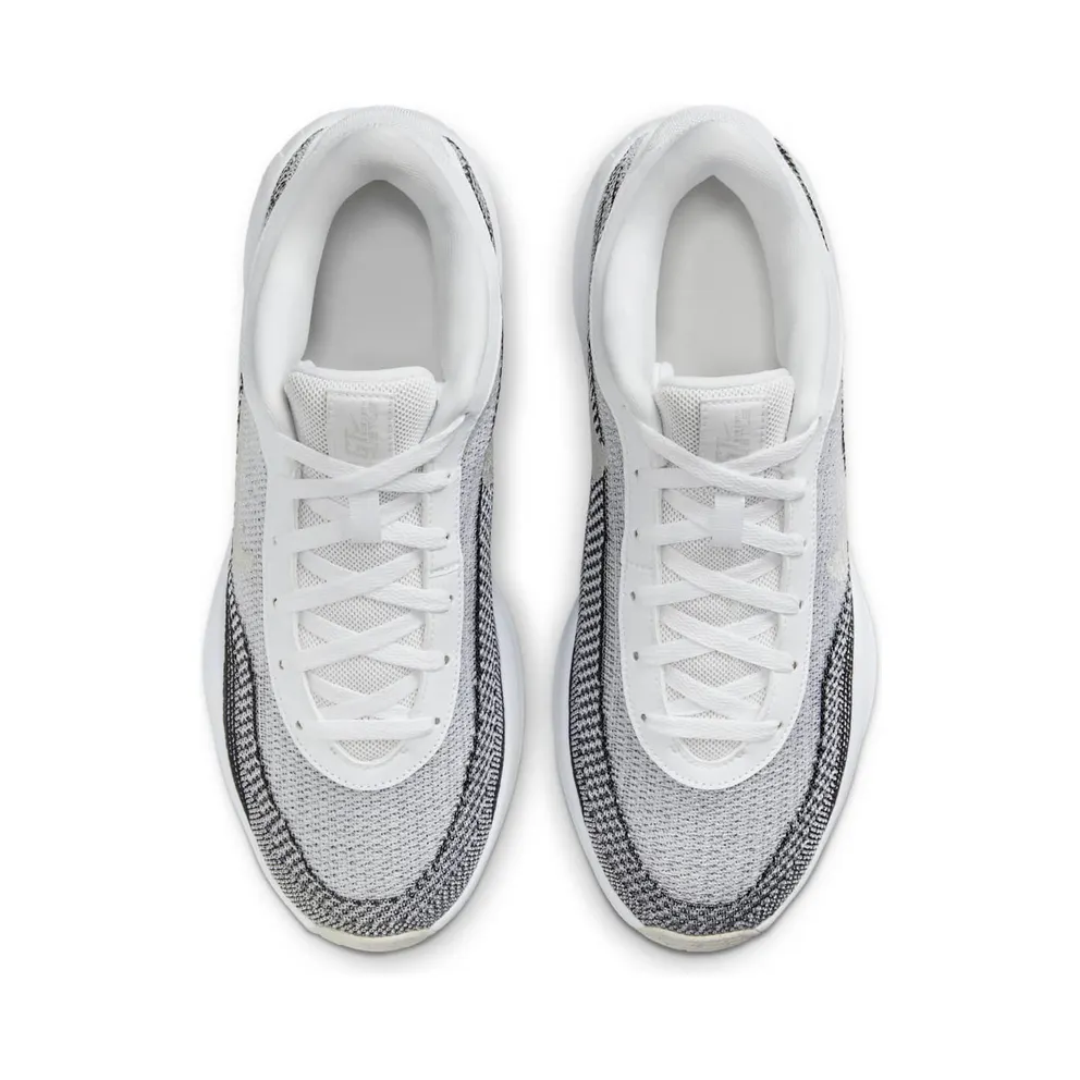 Nike GT Hustle Academy “White / Black / Light Bone” (FJ7791-100)