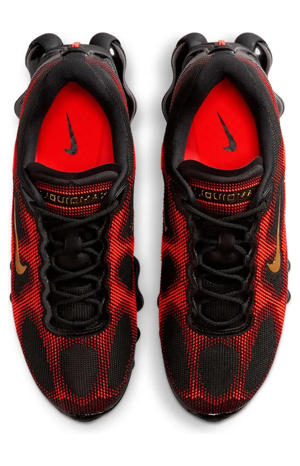 Nike Air Liquid Max “Bright Crimson Fire Red”: rood als statement (4)