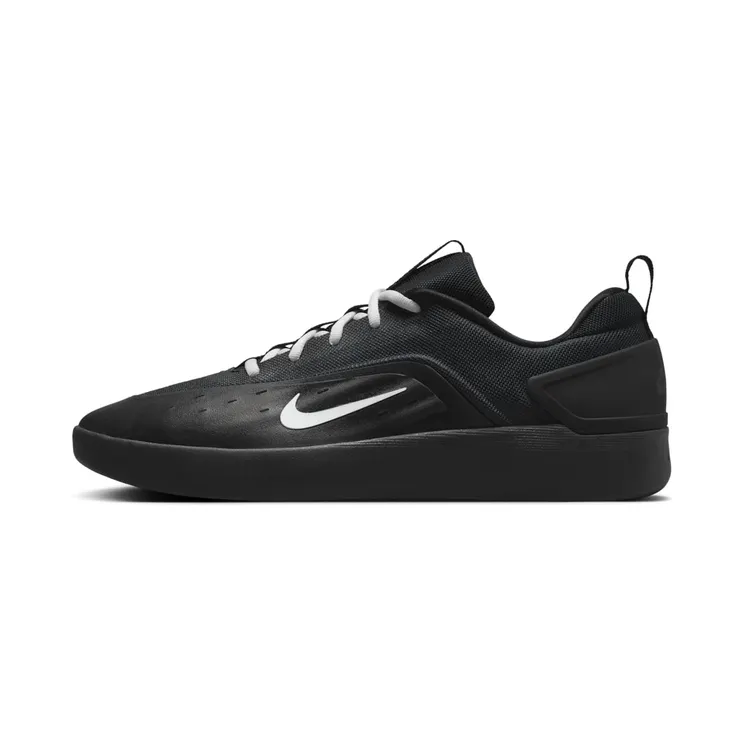 Nike SB Zoom Nyjah 4 “Black / White” (FQ1273-002)
