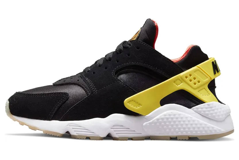 Nike Air Huarache DO5873-001