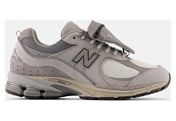 New Balance 2002R “Grey Pocket” (M2002RVC)