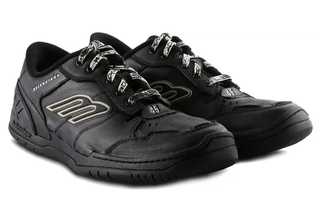 Balenciaga Hamptons Worn-Out “Black” (841765 WCURB 1000) (3)