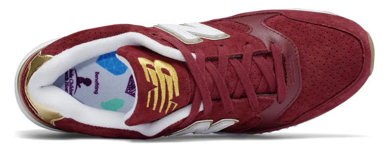 New Balance  530 DTLR St. Jude Burgundy/Gold (M530SJY)