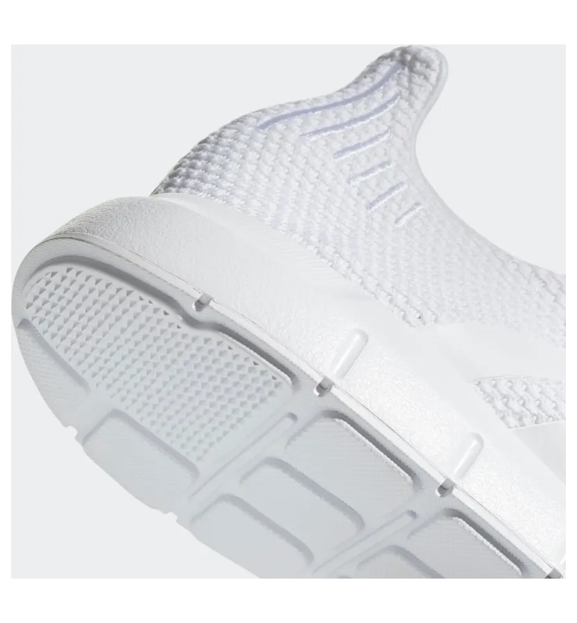 adidas-swift-run B37725