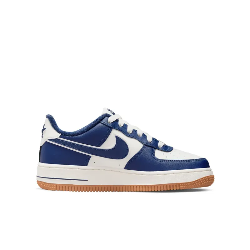 Nike AIR FORCE 1 LV8 (GS) “College Pack – Midnight Navy” (DQ5972-101)