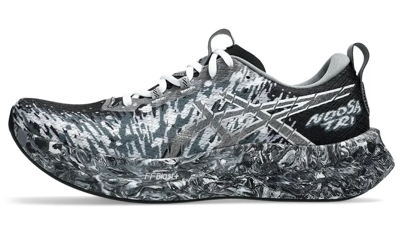 ASICS Noosa Tri 16 Black White (1011B872-001)