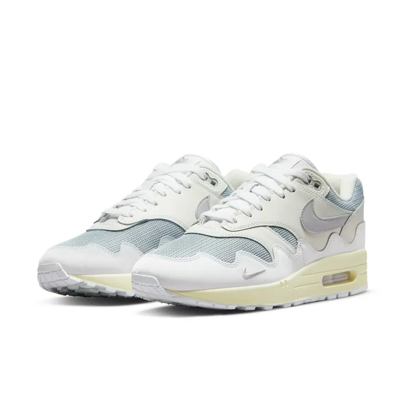 Nike Air Max 1 x Patta White/Metallic Silver/Pure Platinum (DQ0299-100)