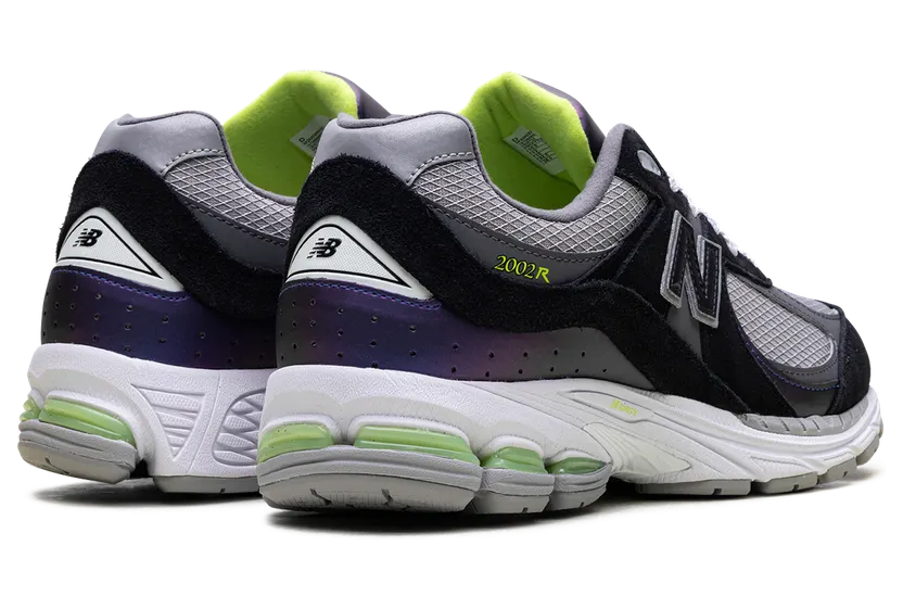new-balance-2002r M2002RHI