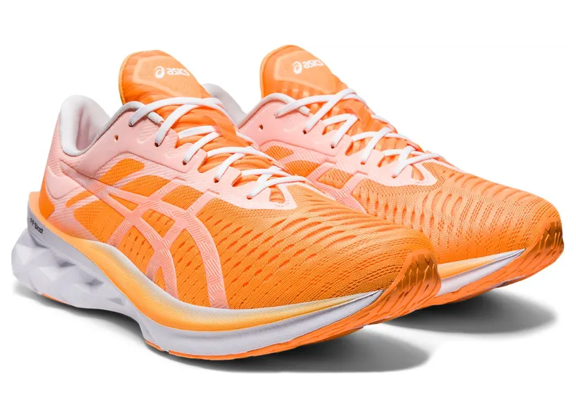 asics-novablast 1011A778-800