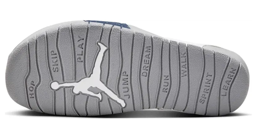 jordan-flare CI7849-401