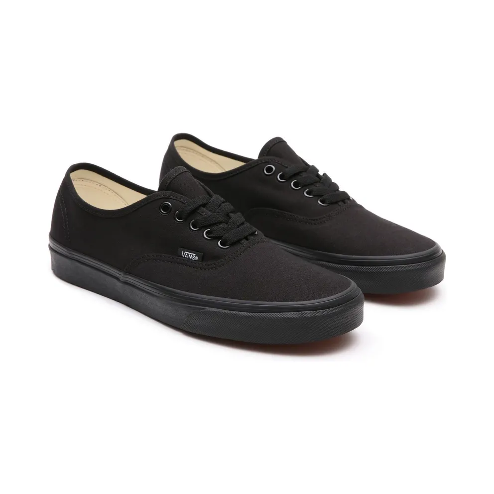 Vans Authentic Triple Black (VN000EE3BKA)