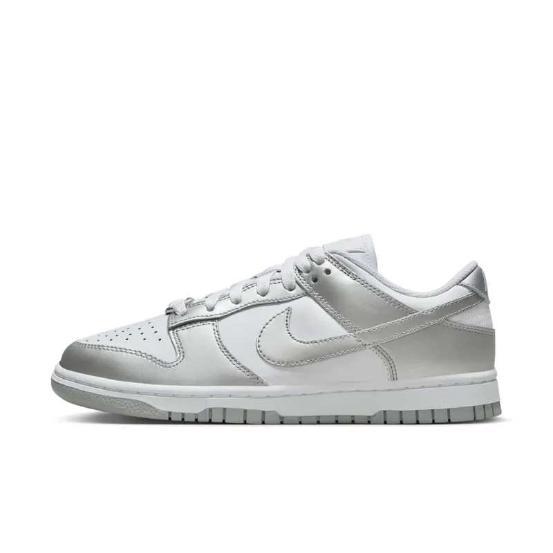 Nike DUNK LOW “Metallic Silver” (FV1311-100)