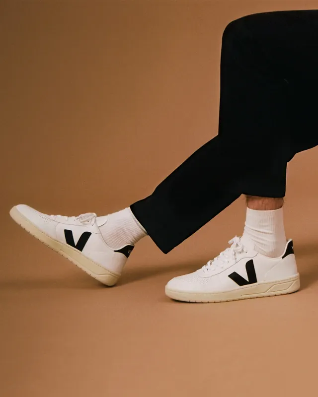 Veja V-10 White (VX0702901B)