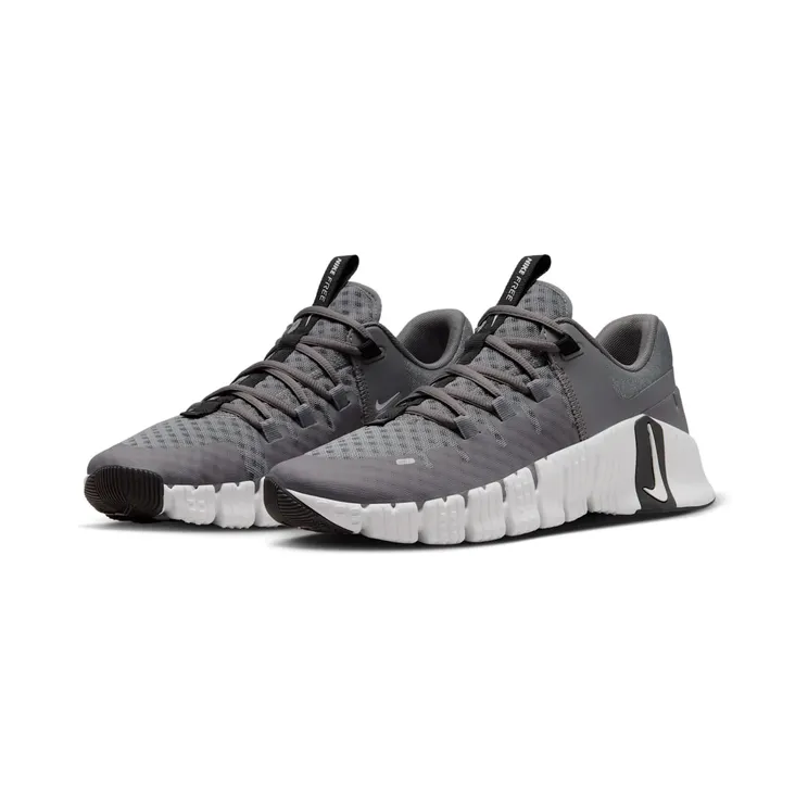 nike-free FN6616-001