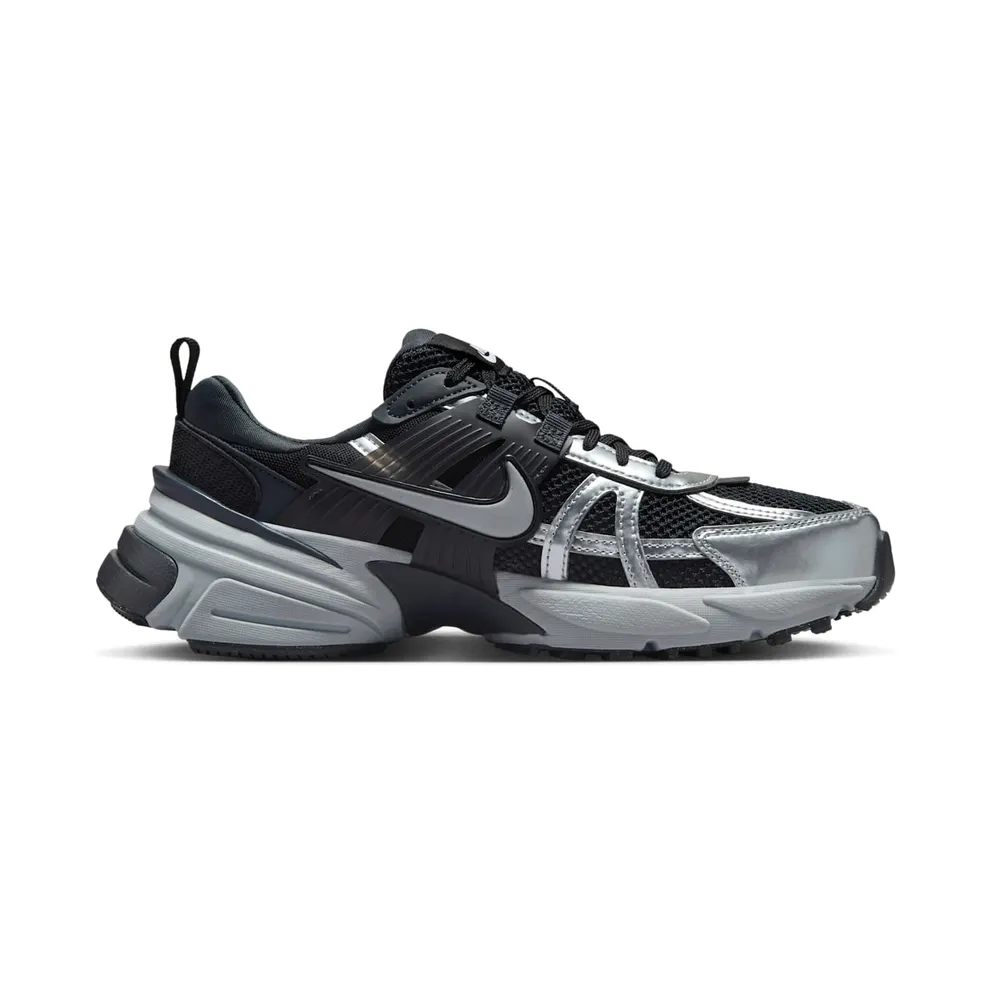 Nike V2K Run (Black / Silver) – FD0736-005