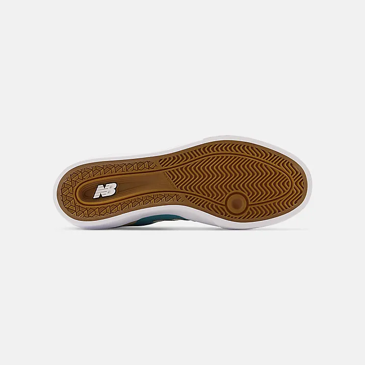 new-balance-sneaker NM272AQU