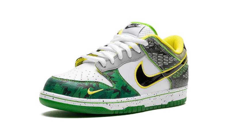 Nike Dunk Low “What the Duck Away University of Oregon PE” (HV1454-100)