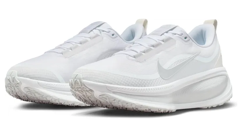 nike-vomero HQ7001-100