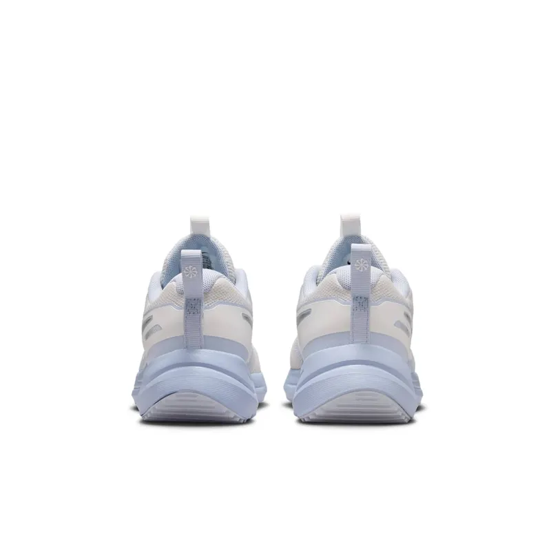 Nike Cosmic Runner White (HM4402-010)