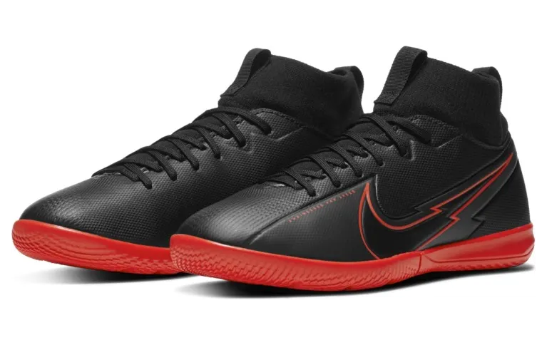 Nike Jr. Mercurial Superfly 7 Academy IC Schwarz (AT8135-060)