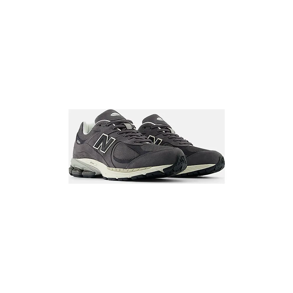 New Balance 2002R “Monochrome Pack Grey” (M2002RFL)