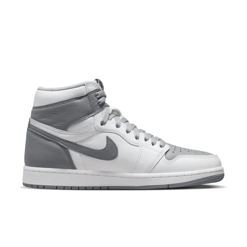 Air Jordan 1 Retro High Og “Stealth” (555088-037)