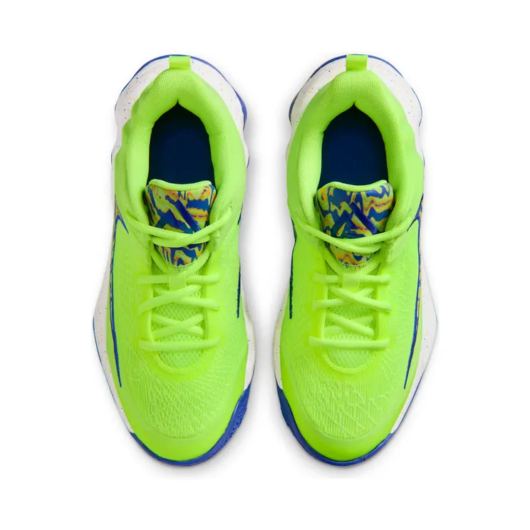 nike-giannis-immortality IQ0818-700