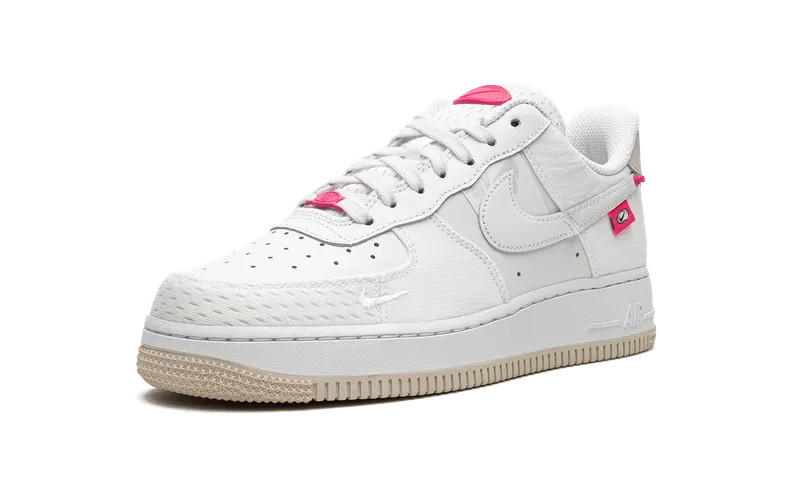 Nike AIR FORCE 1 ’07 LX MNS “Pink Bling” (DX6061-111)