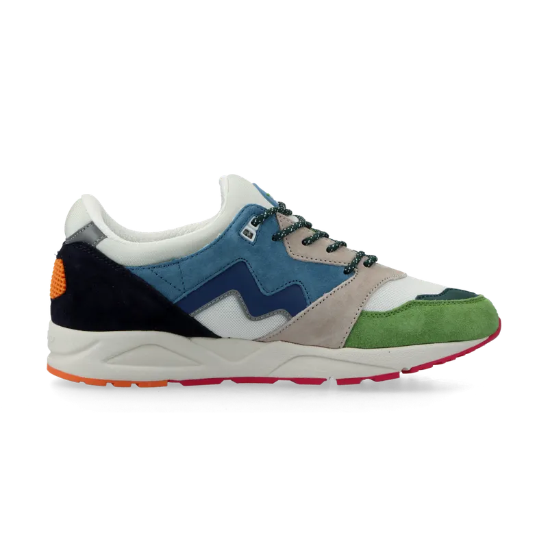 Karhu Aria 95 “Flow State” (piquant green / true navy) – F803111