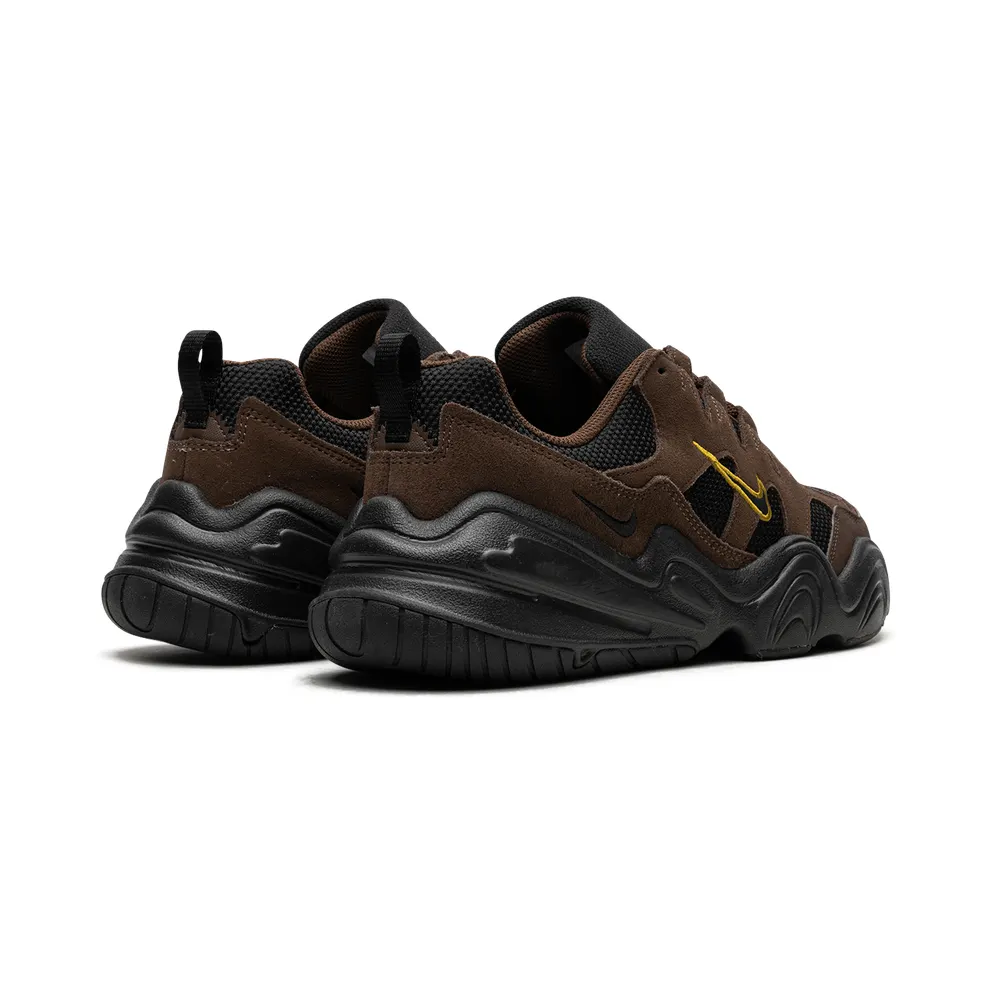 Nike Tech Hera “Cacoa Wow” (FJ9532-200)