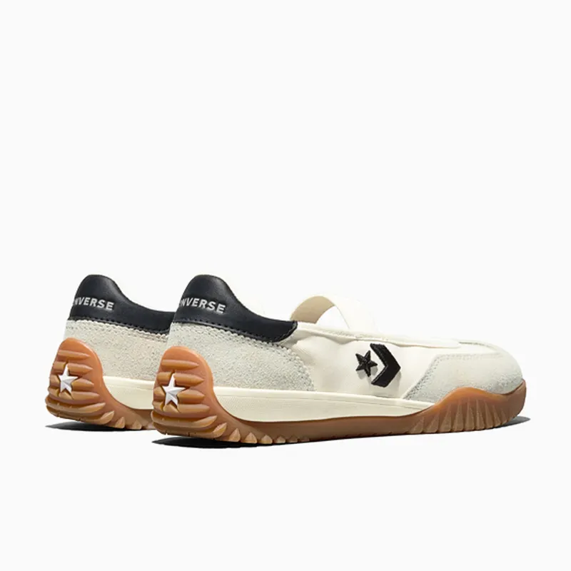 Converse Run Star Ballet Flat Egret / Black / Gum 6