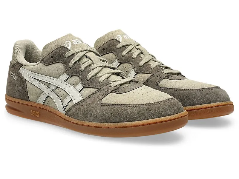 ASICS SKYHAND OG “Driftwood / Smoke Grey” (1203A452-203)