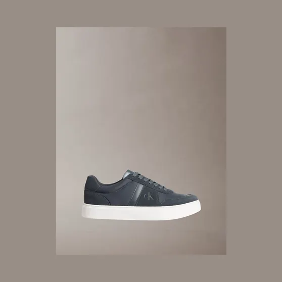 Calvin Klein Ck Baseline – Leather Signature Logo “COAL” (YM0YM01395PCX)