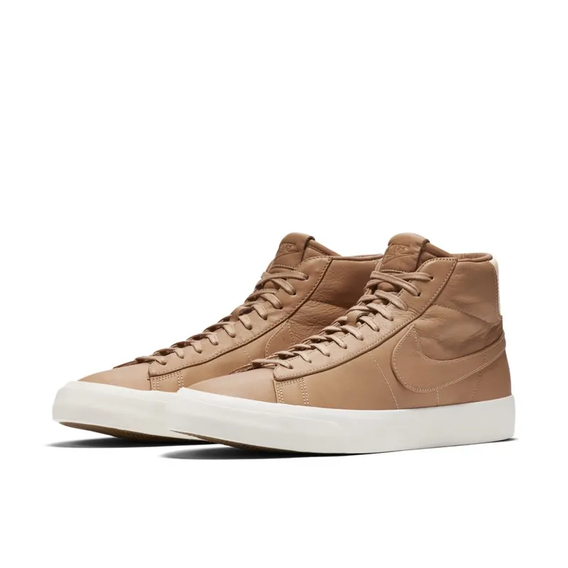 Nike Blazer Studio Mid “Vachetta Tan / Sail / Gum Light Brown” (904805-200)