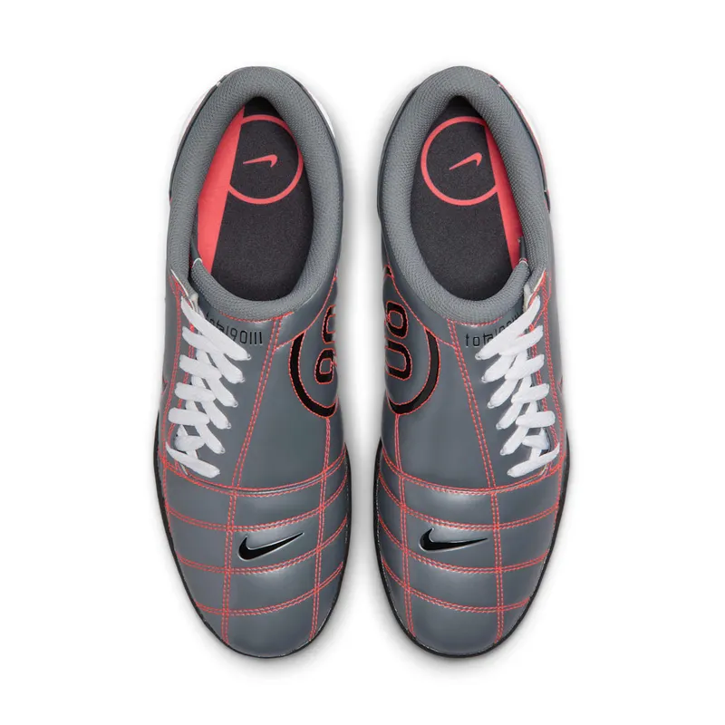 Nike Total 90 III “Smoke Grey / Bright Crimson” (HQ2851-003)