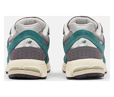 new-balance-2002r M2002REM