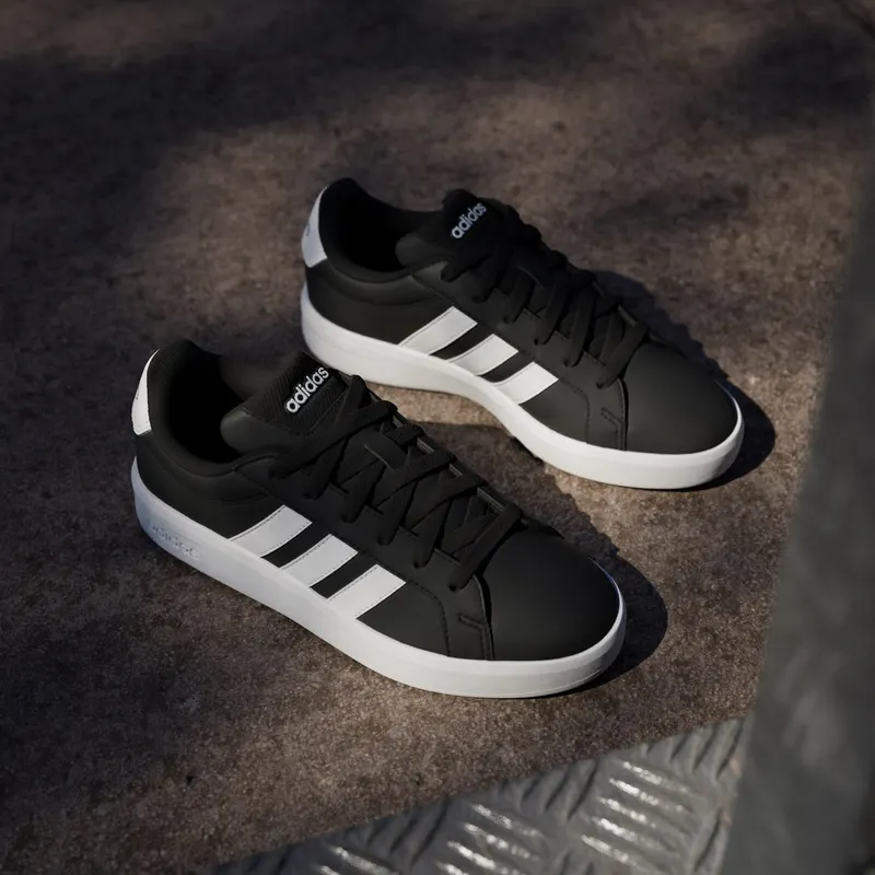 Adidas GRAND COURT 3.0 Shoes JUNIOR Core Black / Cloud White / Cloud White (JP9366)