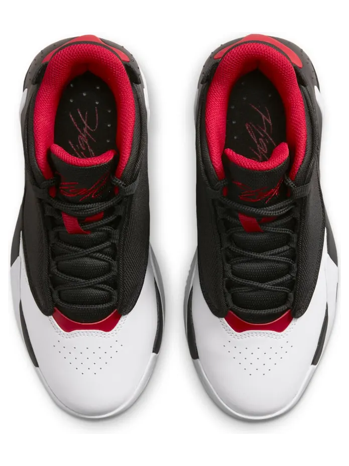 air-jordan-max-aura DQ8404-061