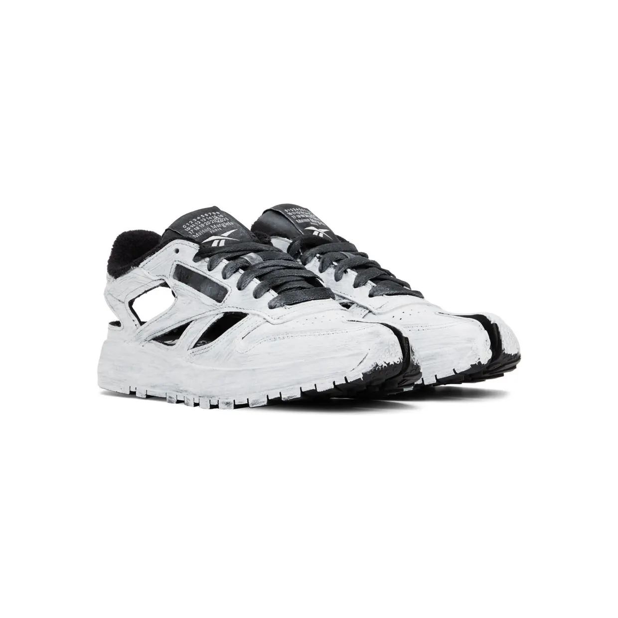Maison Margiela White Reebok Edition Bianchetto Décoritiqué Tabi Low Sneakers (S57WS0429 P4379) (4)