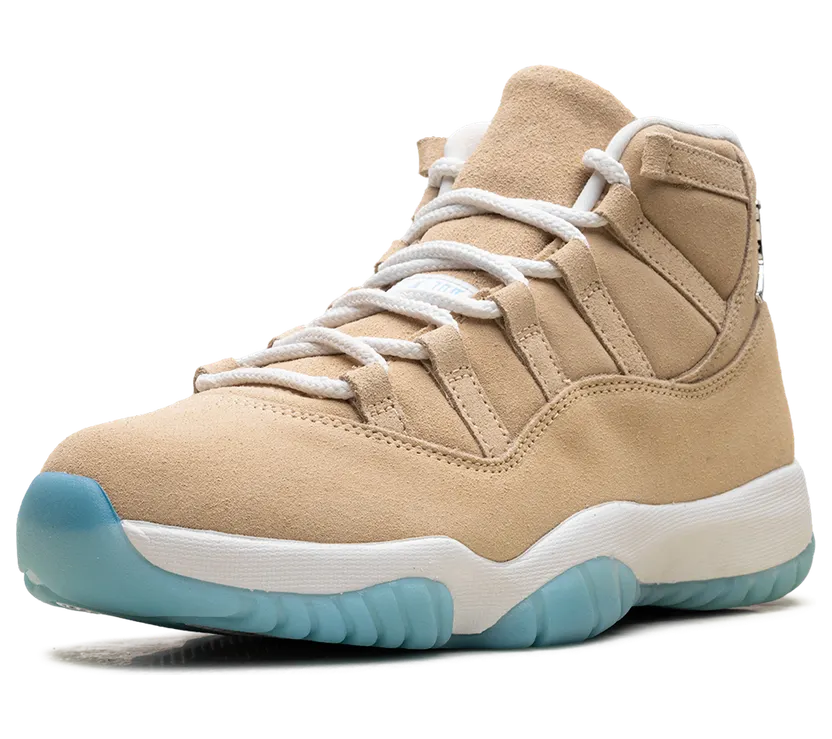 air-jordan-11 IO8960-707