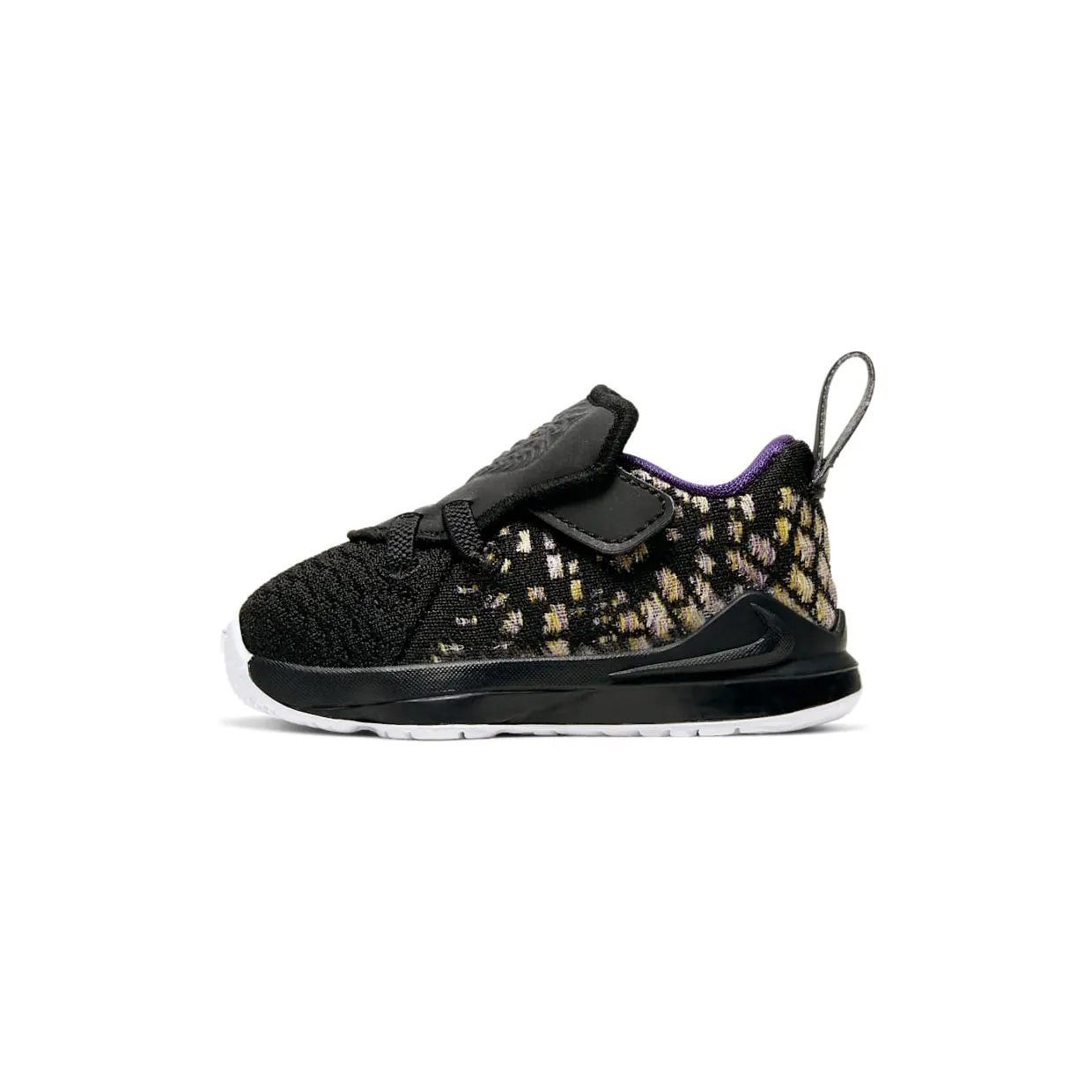 nike-lebron-17 BQ5596-004