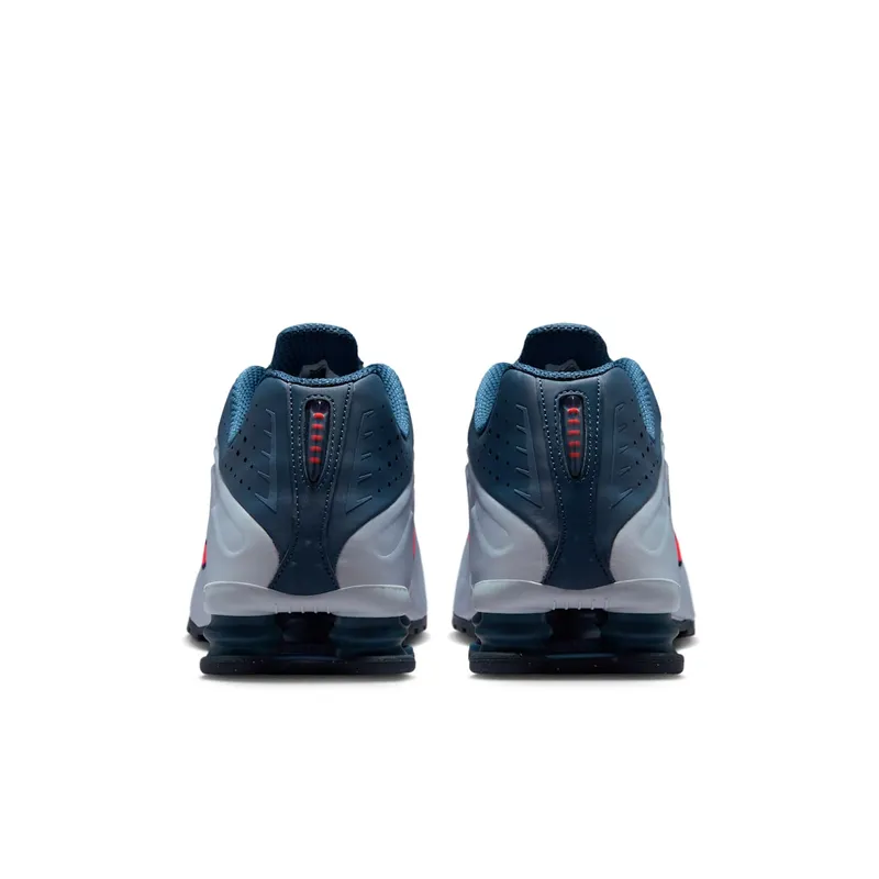 Nike Shox R4 “Football Greyq” (HQ1988-012)
