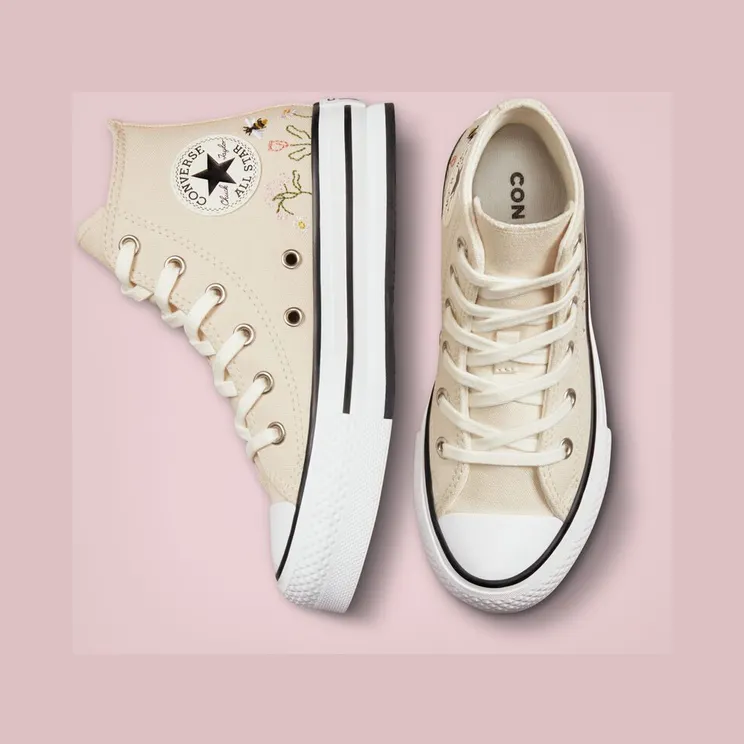converse-chuck-taylor-all-star A01615C