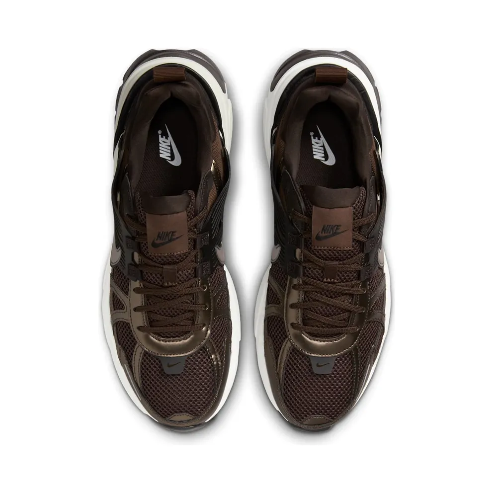 Nike V2K Run “Velvet Brown White Black Baroque Brown” (HJ4497-200)