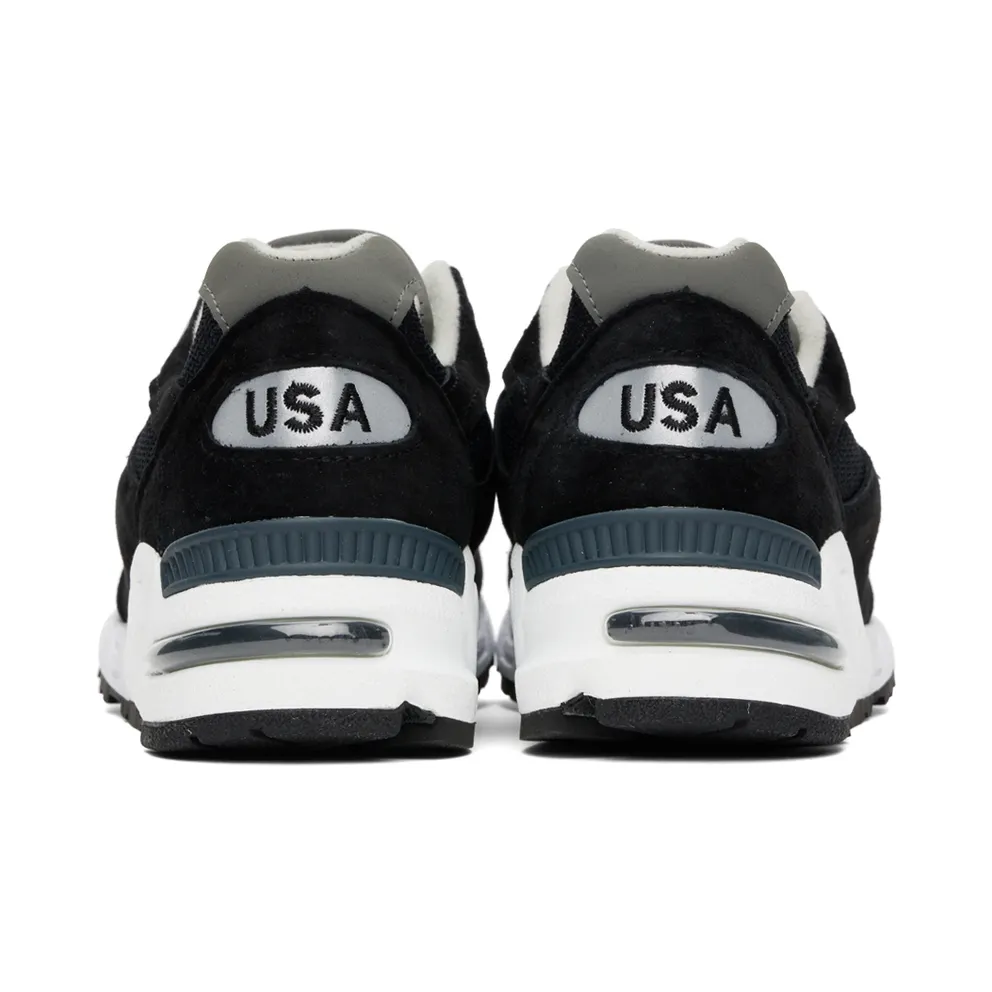 New Balance New Balance Black/White (M990BL2)
