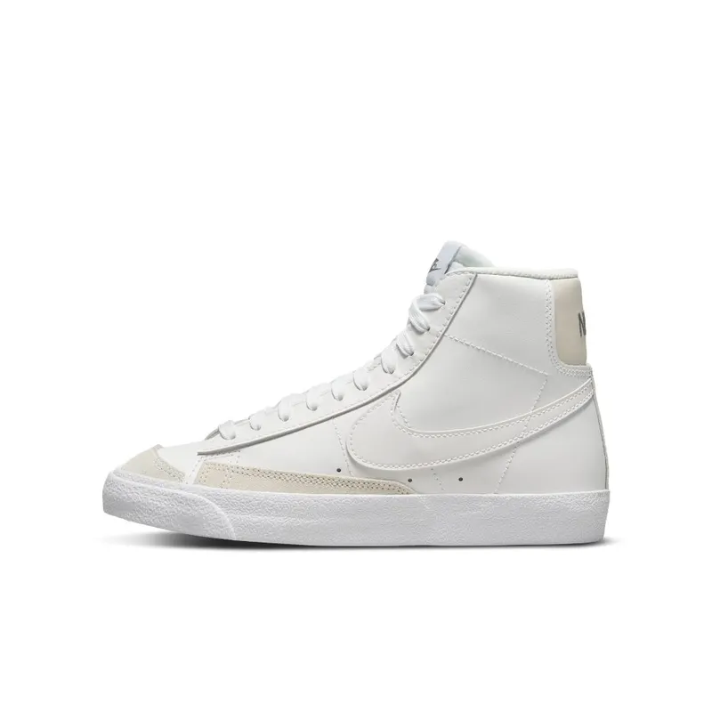 Nike Blazer Mid ’77 Older Kids’ White (DA4086-104)