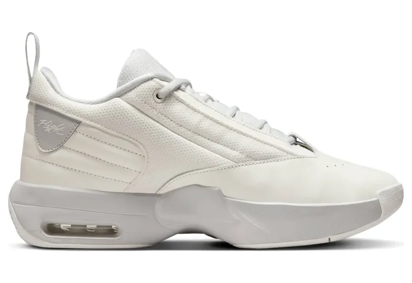 air-jordan-max-aura FQ7943-101