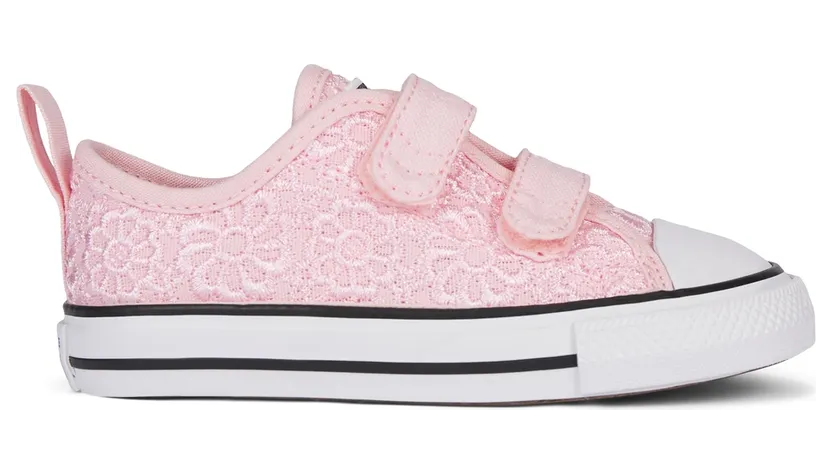Converse Daisy Crochet Easy-On Chuck Taylor All Star Low Top Blushing Bride/white/black (768285C)