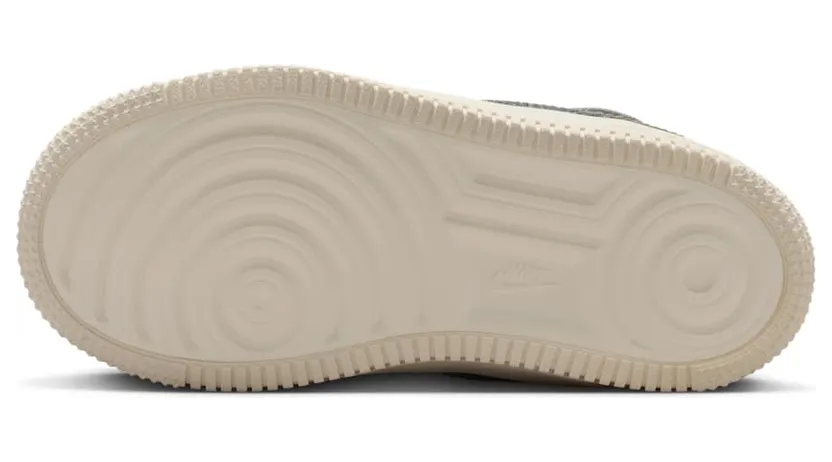 nike-air-force-1 IH4496-100