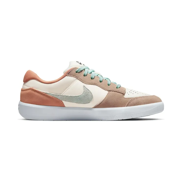 nike-air-force FN8888-131